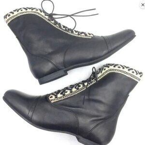 Fortress Peruvian genuine black leather lace-up boots Free People. Lightweight
